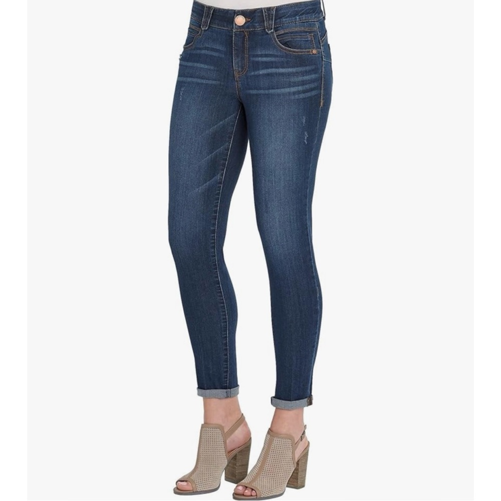 Democracy Women's Petite Ab Solution Ankle Skimmer Jeans